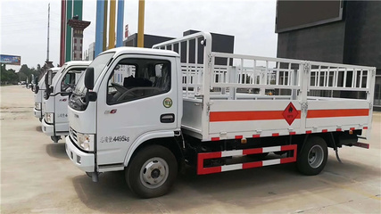 国六东风多利卡8类危险品厢式运输车 全面解析图片、参数与价格