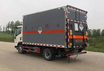 广东地区豪沃4米2厢长钢瓶运输车购买指南 渠道与选购要点