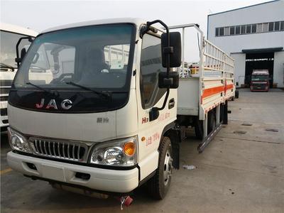 玉树藏族自治州黄牌危险物品运输车厂家——五十铃放射性物品运输车价格优势解析